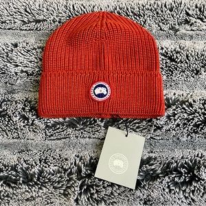 Canada Goose 100% AUTH Arctic Disc Rib Toque Beanie NWT Sunset Orange Hat 5026M